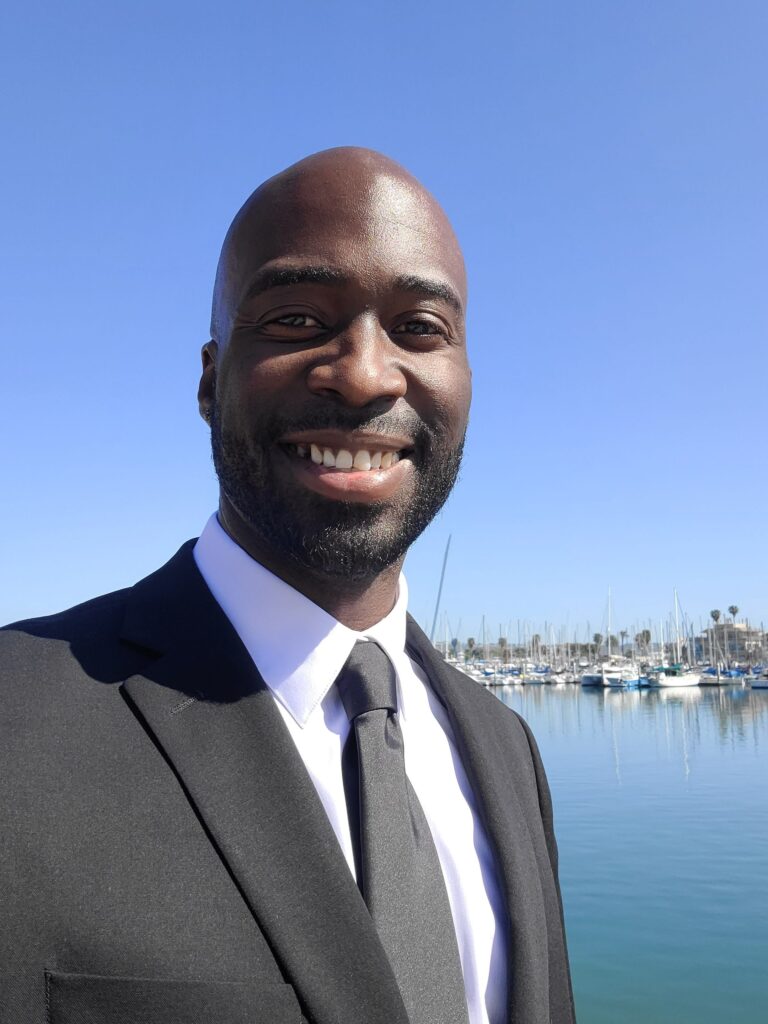 Derek is a limo service chauffeur serving San Diego County